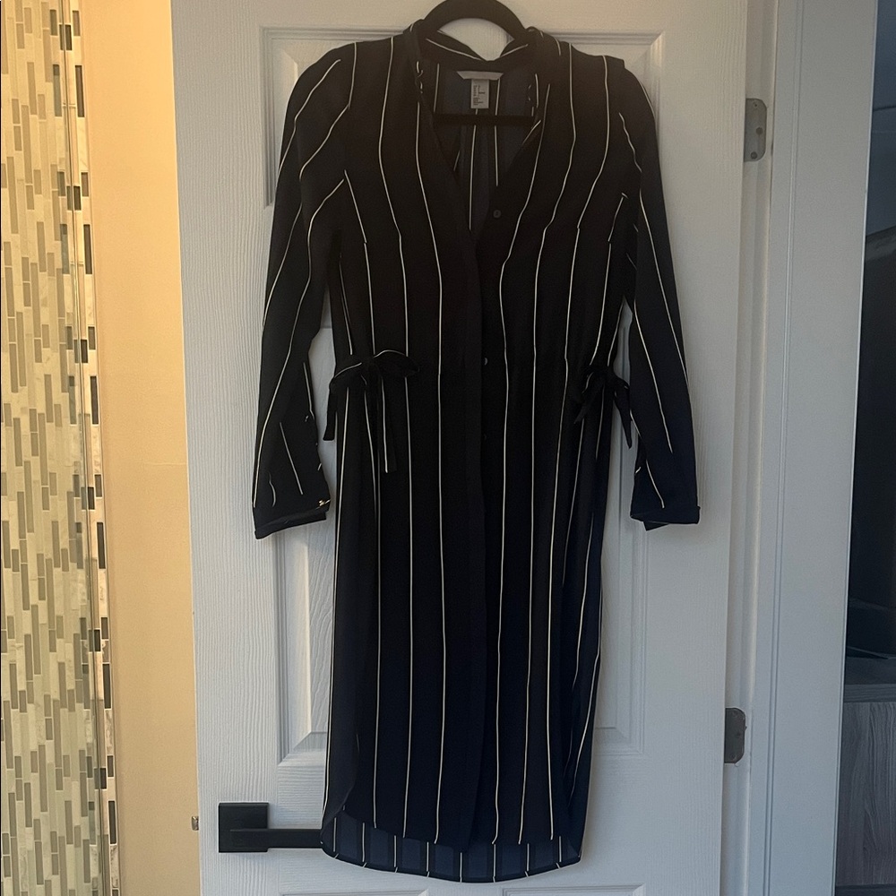 H&M Navy and White Striped Long Sleeve Dress